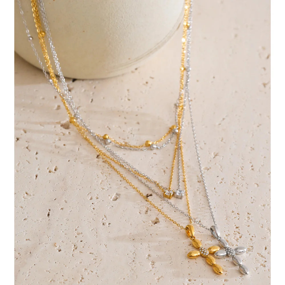 Colar Sainte Croix Banhado em Ouro 18k